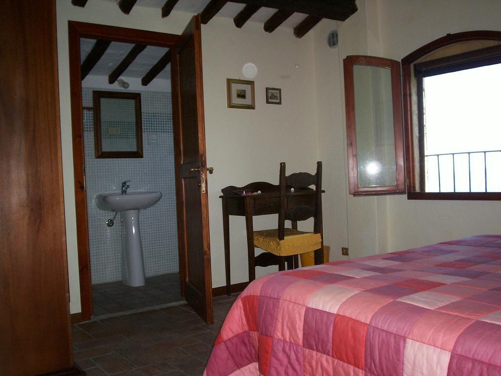 Podere Il Caggio Rooms San Gimignano Ngoại thất bức ảnh
